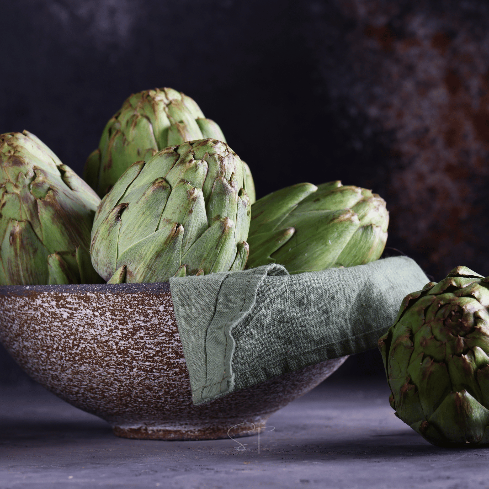 Green Globe Artichoke – 25 Seeds seed packet from Seed Therapy – American - grown, heirloom seeds